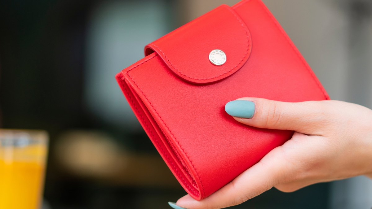 5 Bestselling Cole Haan Wallets That Instantly Upgrade Any Outfit